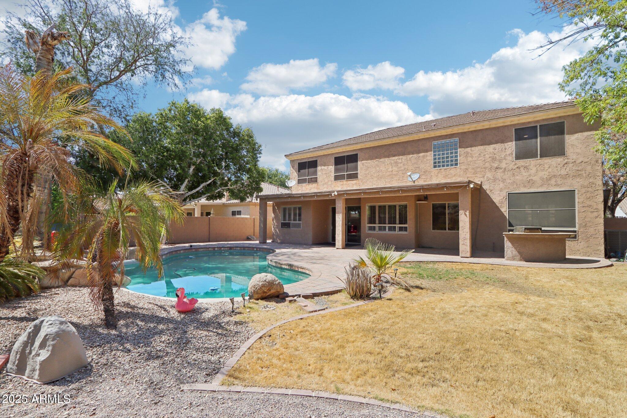 2403 E SAN TAN Street