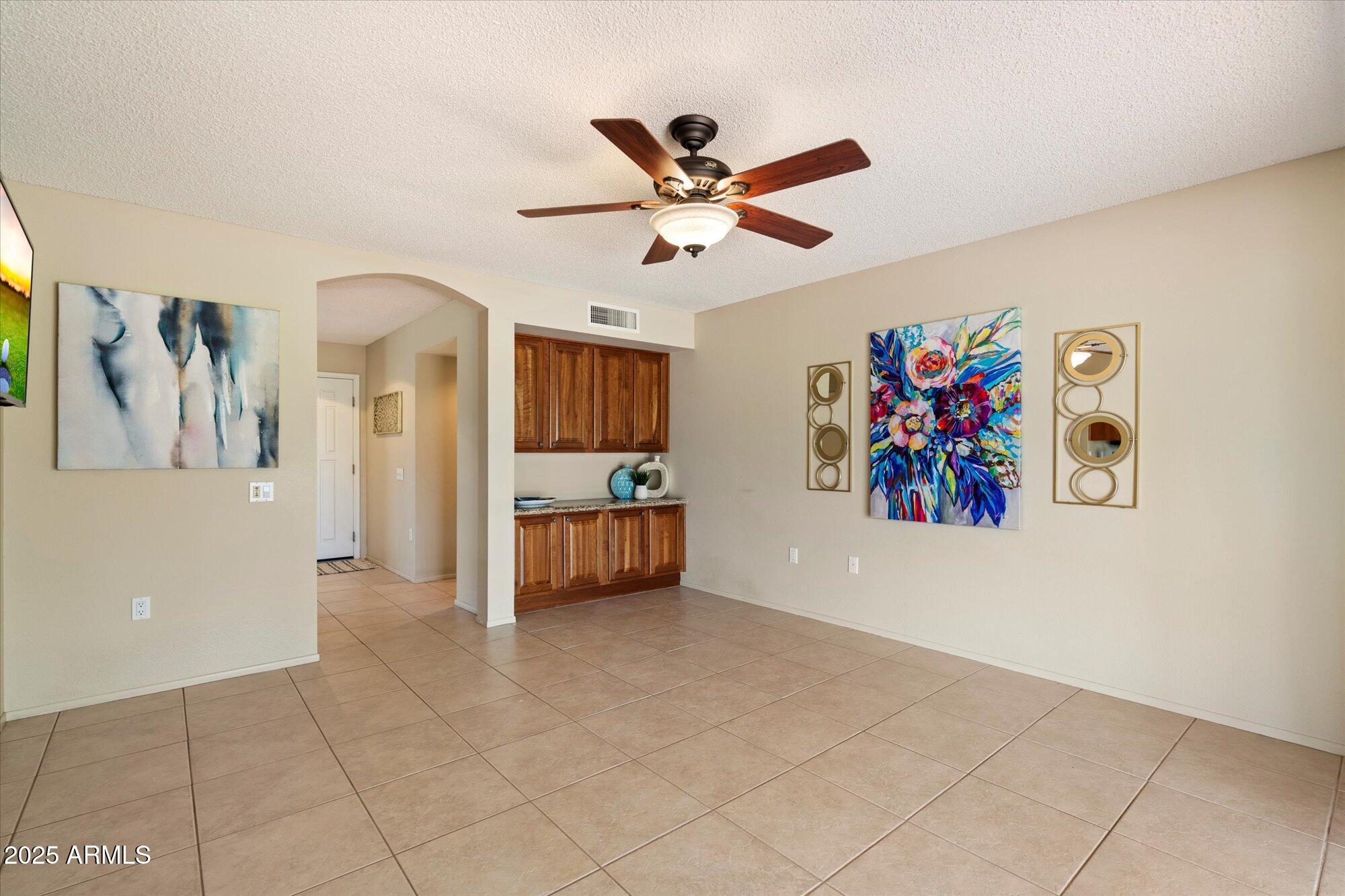 20619 N STONEGATE Drive