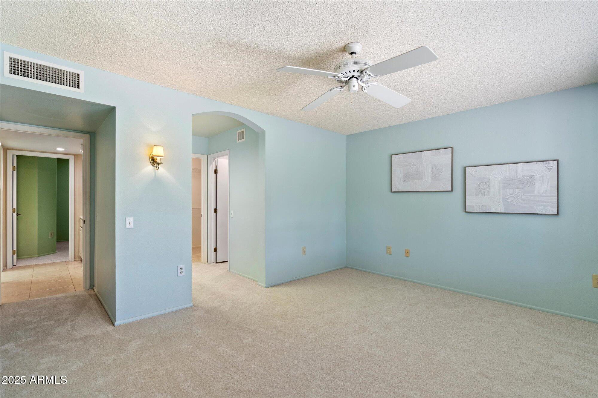 20619 N STONEGATE Drive