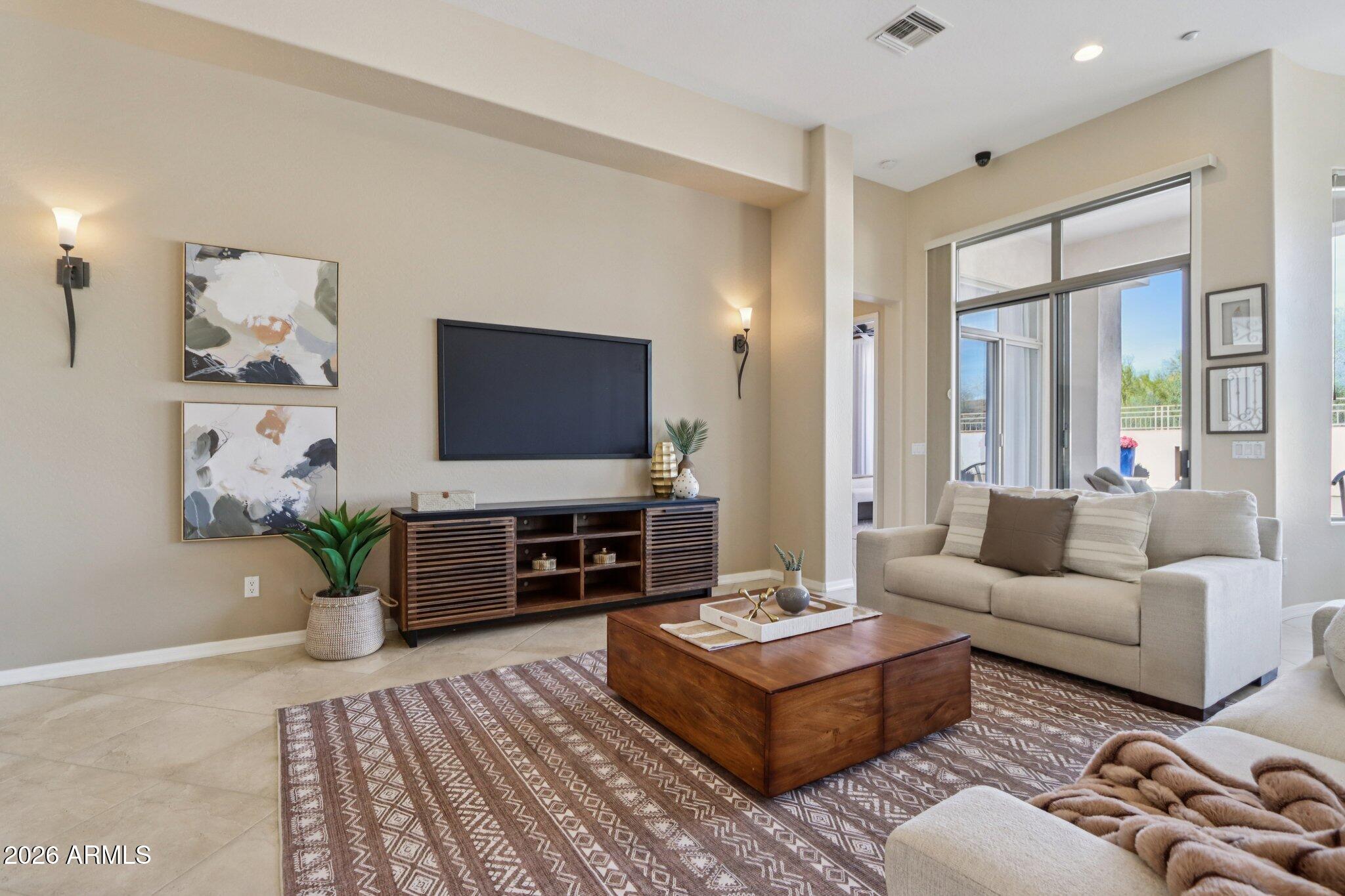 7736 E OVERLOOK Drive