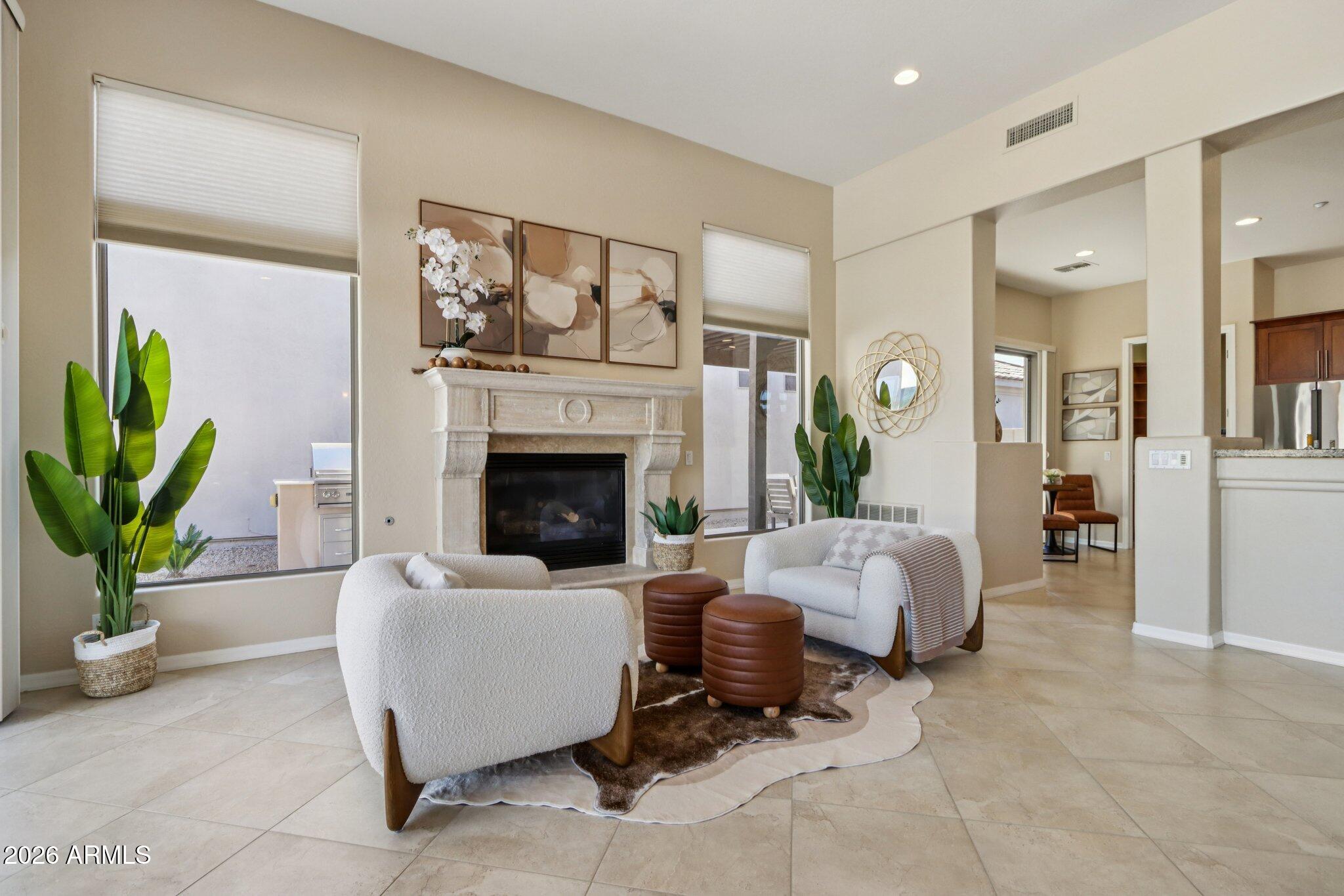 7736 E OVERLOOK Drive