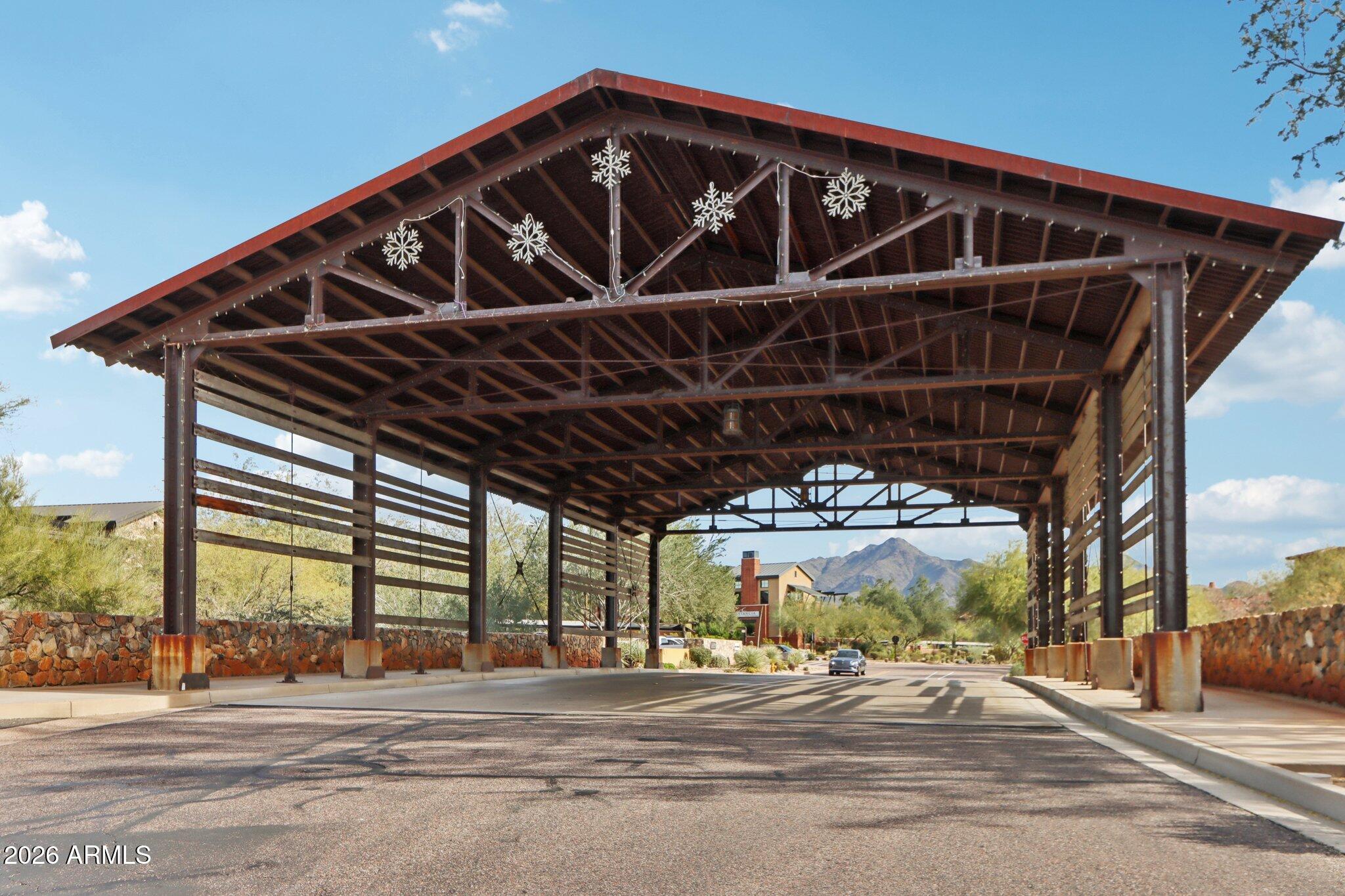 7736 E OVERLOOK Drive