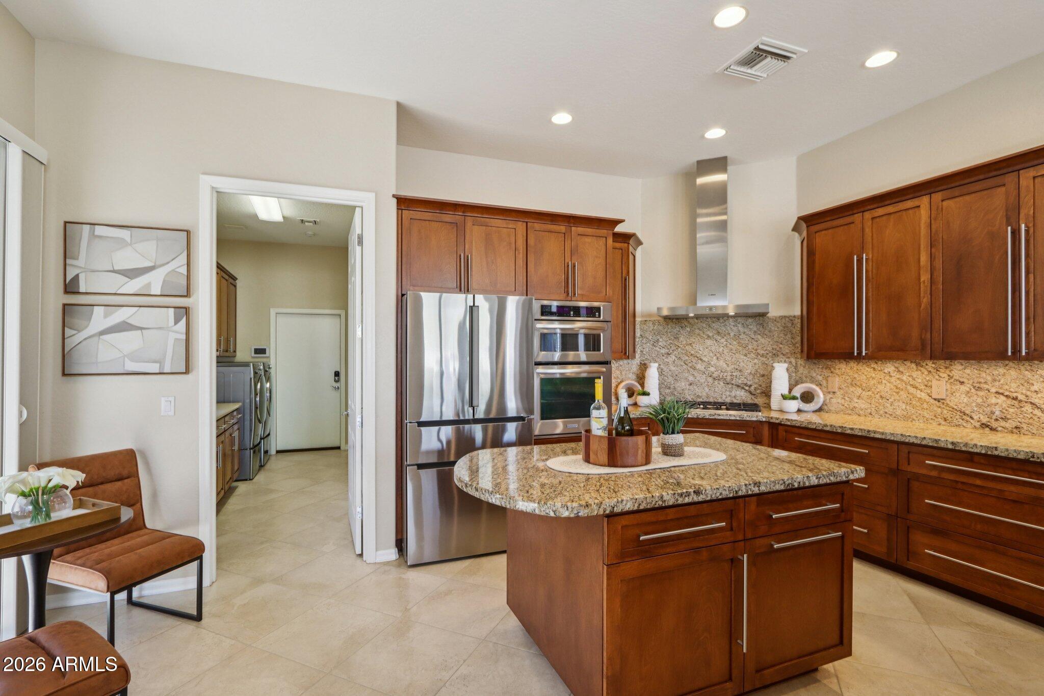 7736 E OVERLOOK Drive