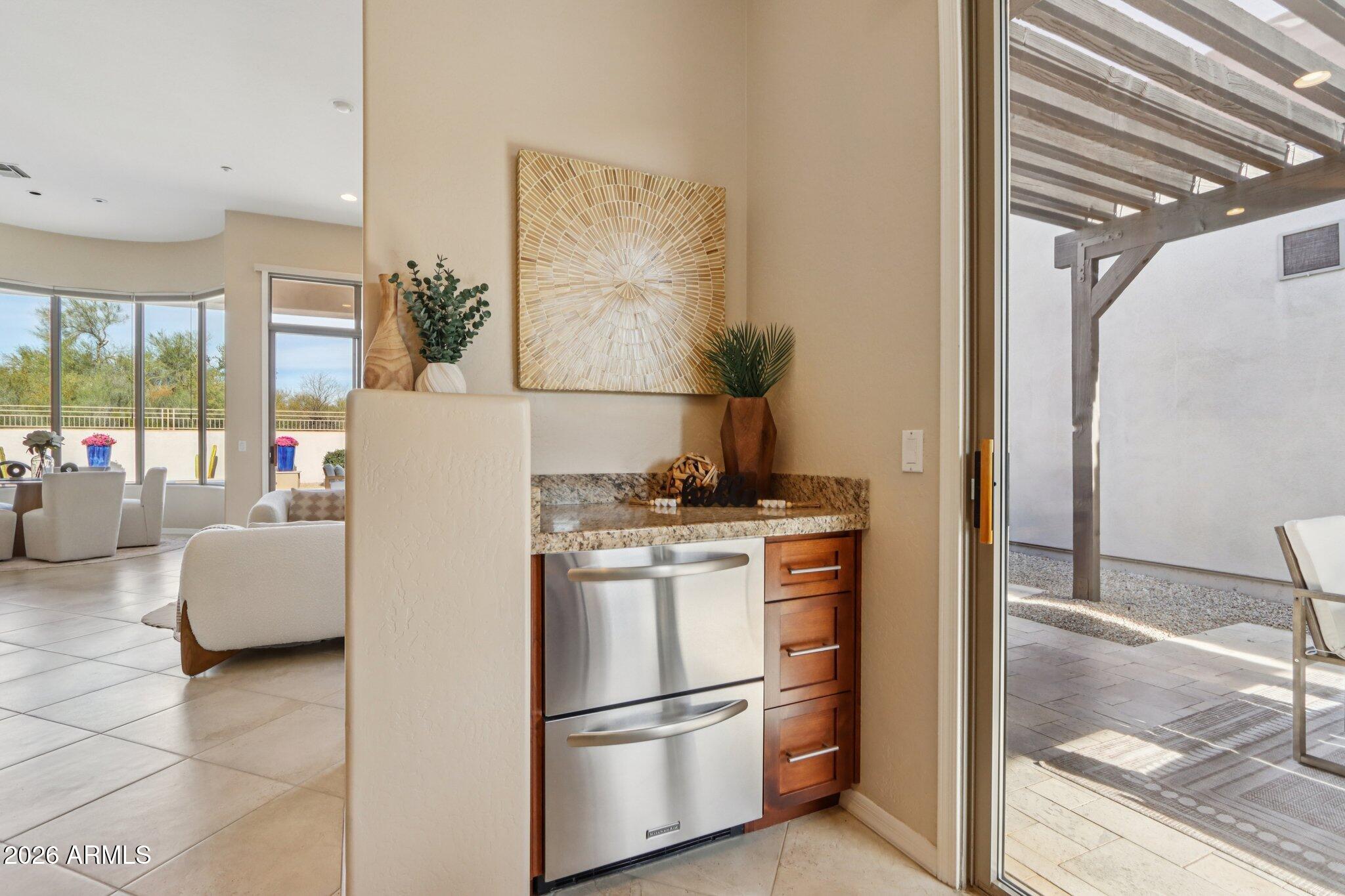 7736 E OVERLOOK Drive