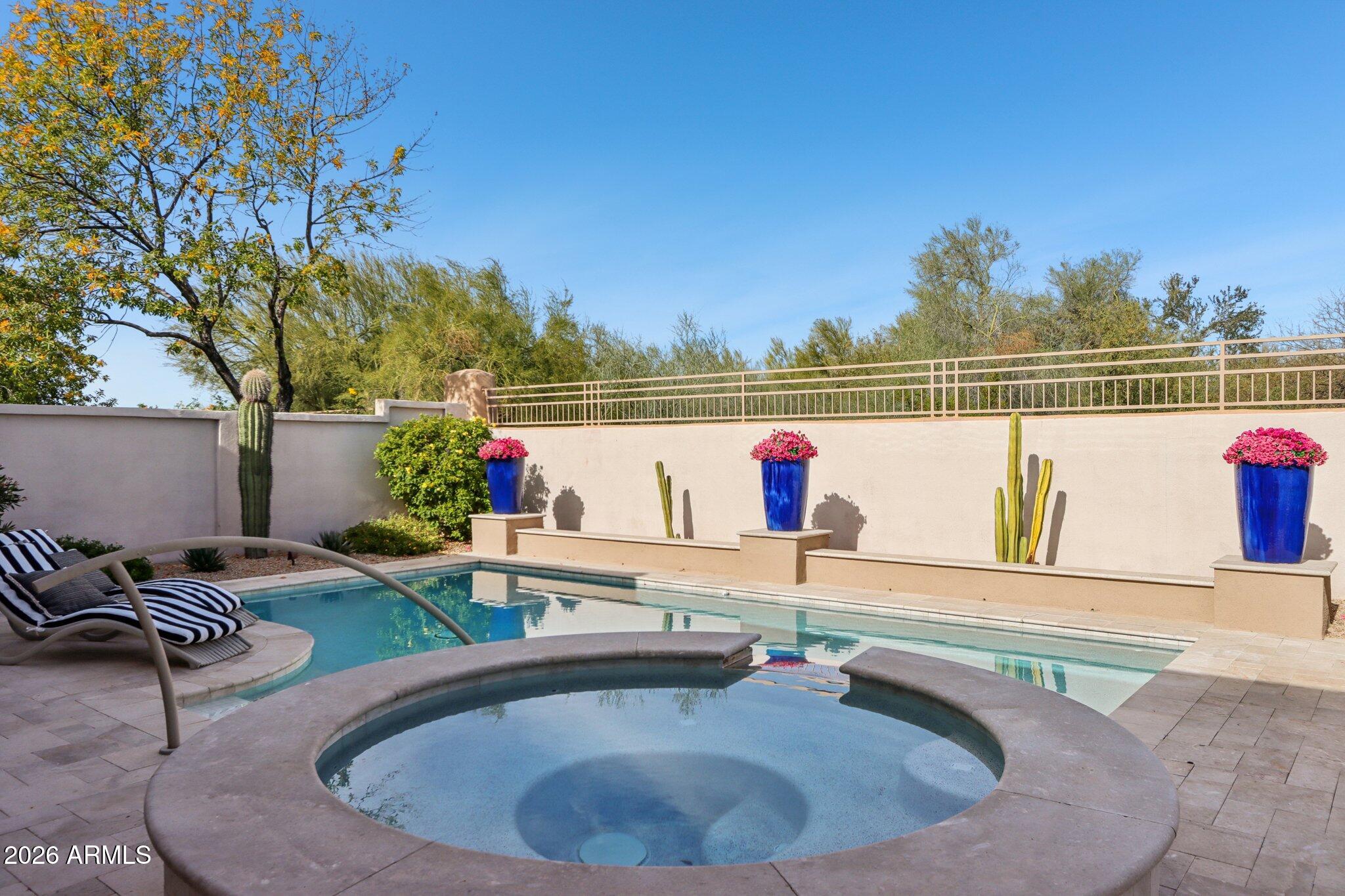 7736 E OVERLOOK Drive