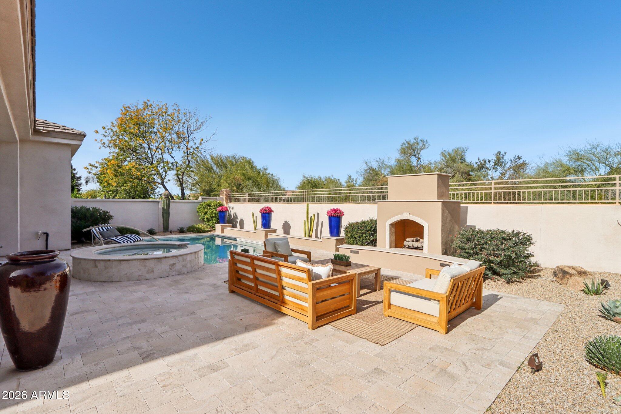 7736 E OVERLOOK Drive