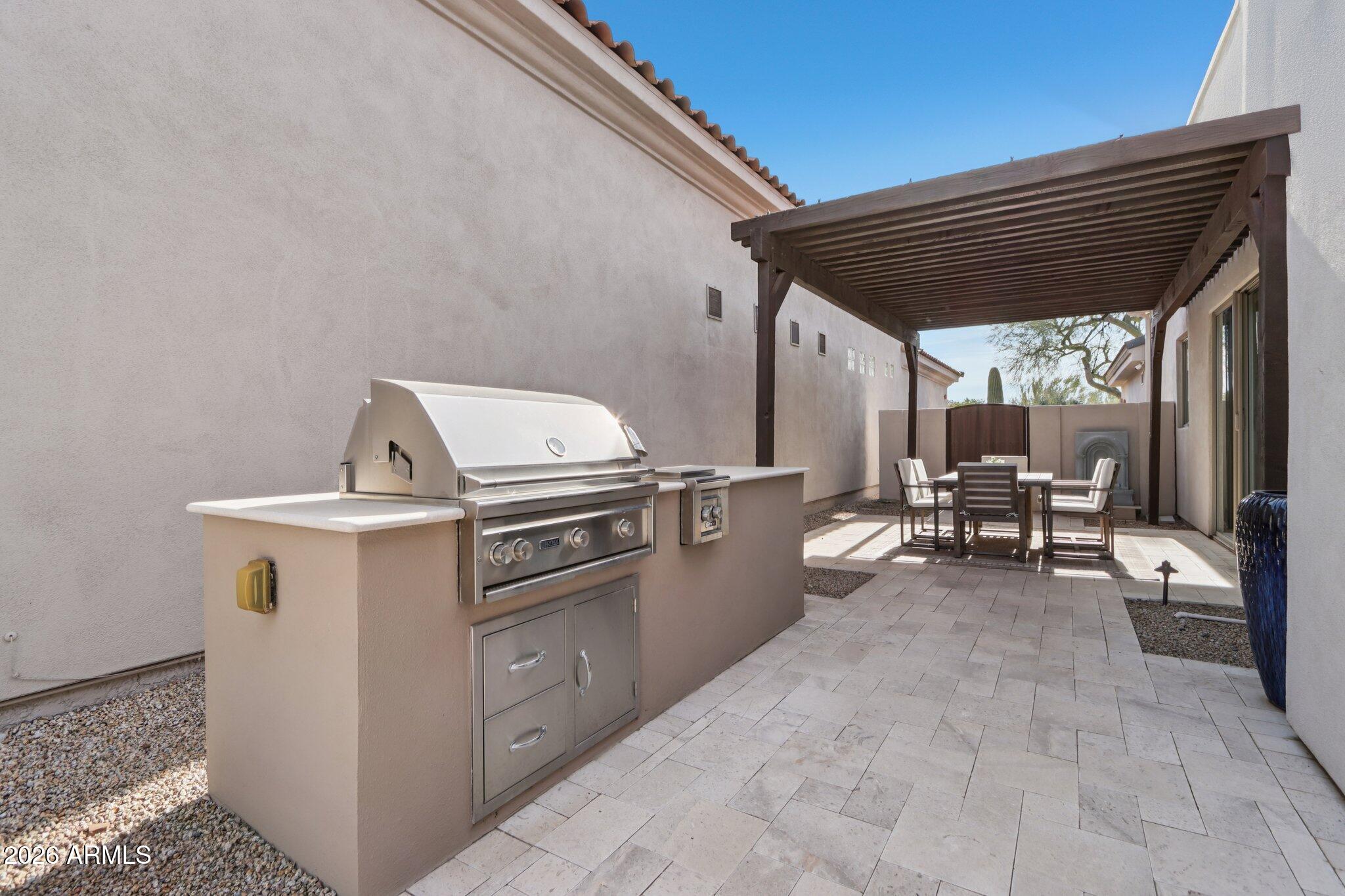 7736 E OVERLOOK Drive