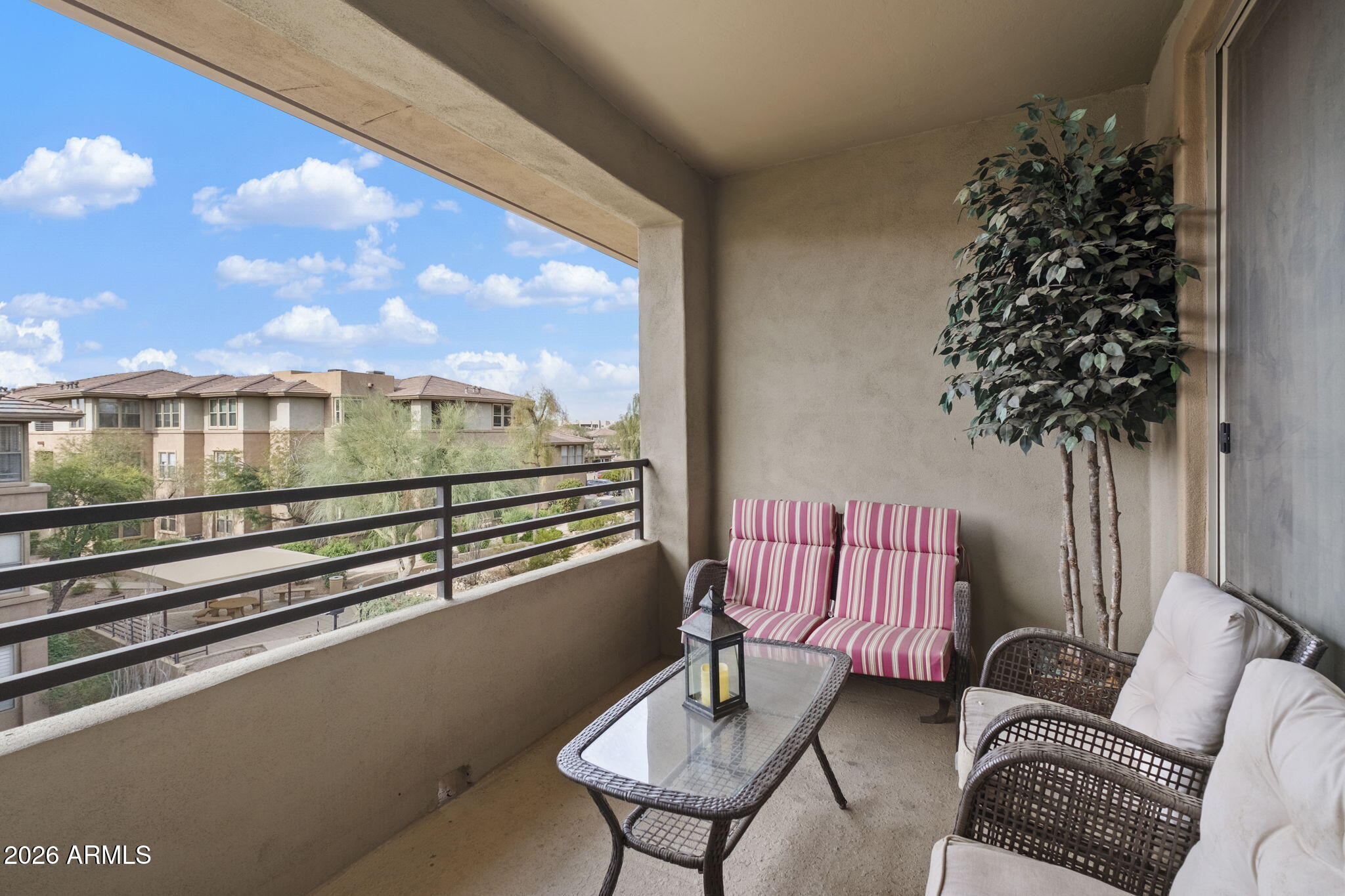 19777 N 76TH Street 3290