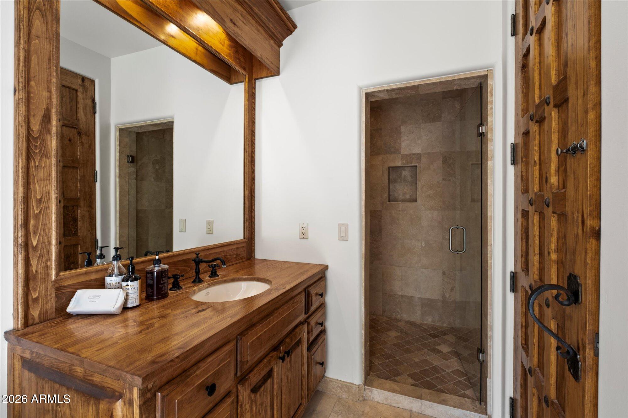 10040 E HAPPY VALLEY Road 479