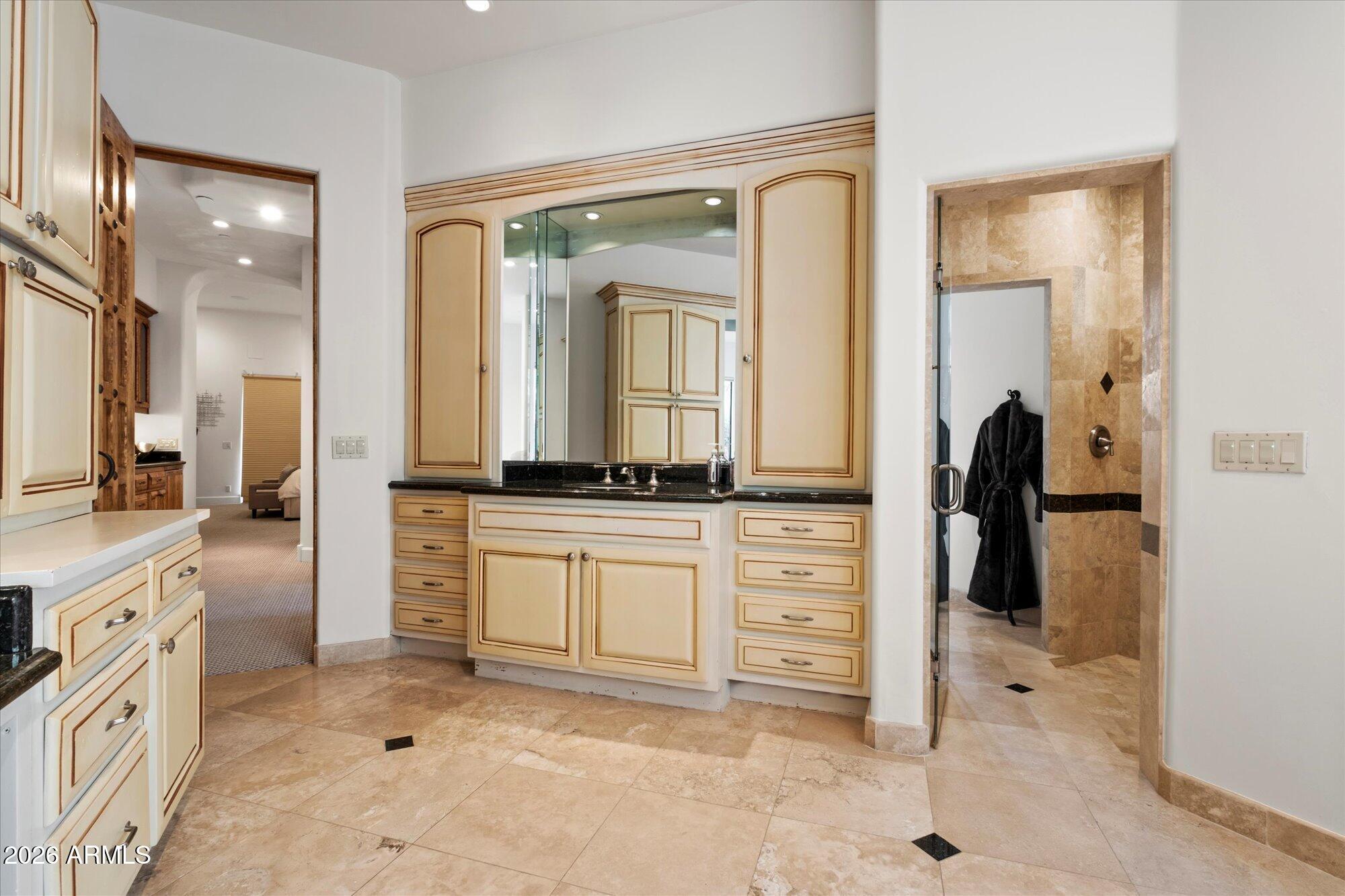 10040 E HAPPY VALLEY Road 479