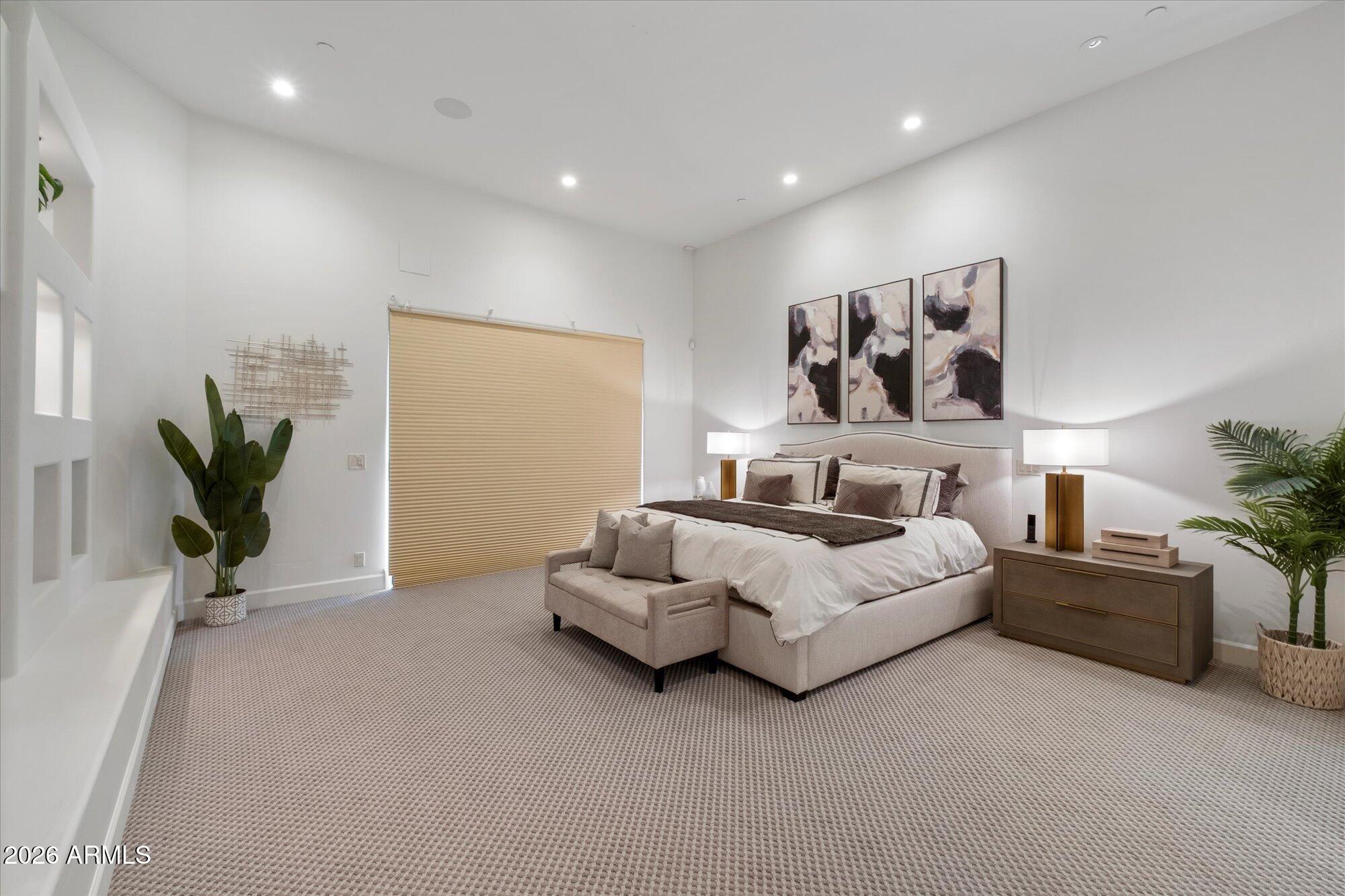 10040 E HAPPY VALLEY Road 479