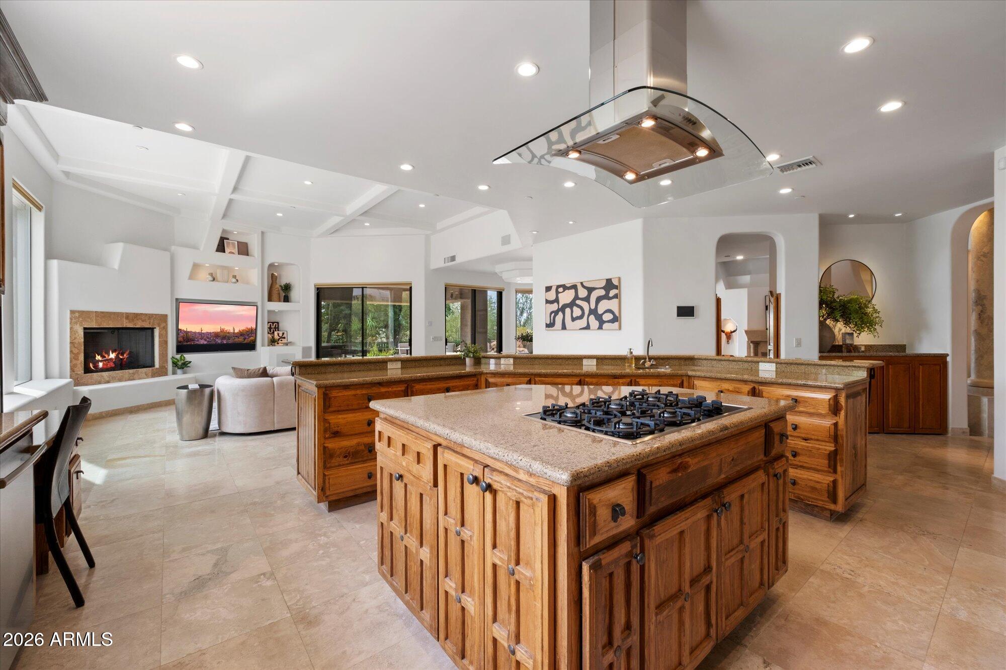 10040 E HAPPY VALLEY Road 479