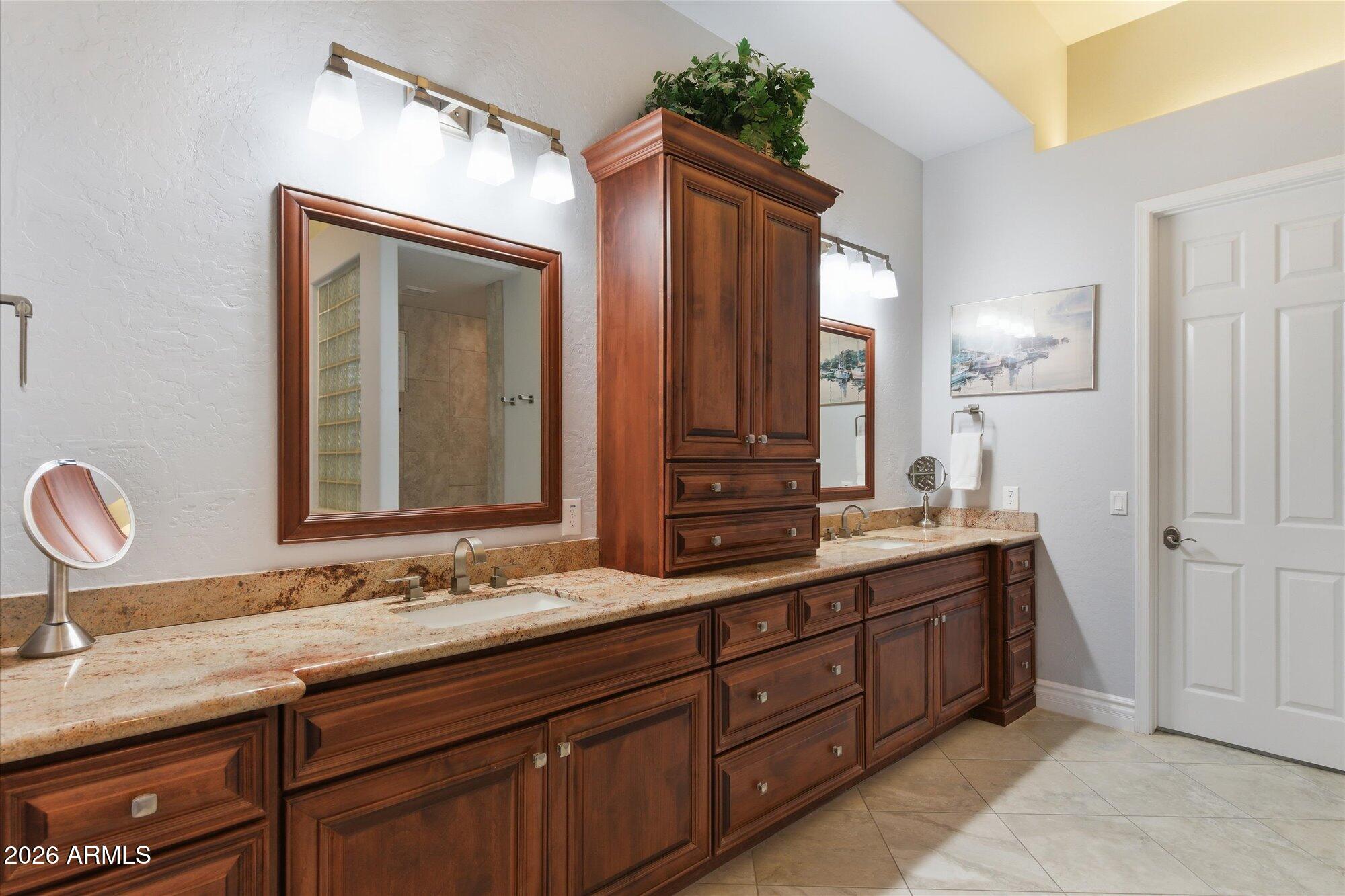 13526 E DEL TIMBRE Drive