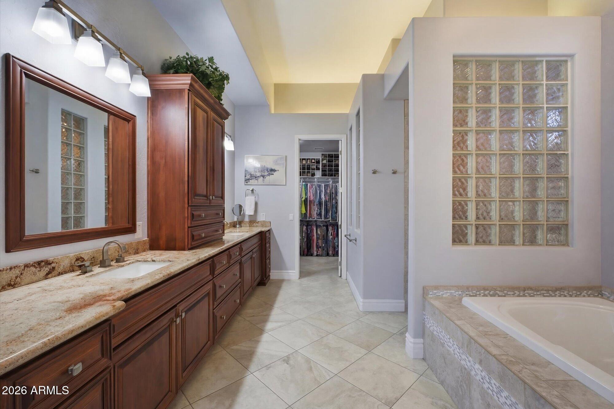 13526 E DEL TIMBRE Drive