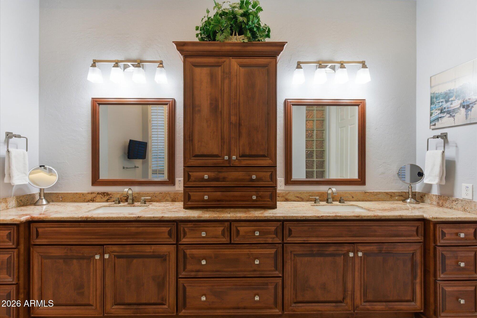 13526 E DEL TIMBRE Drive