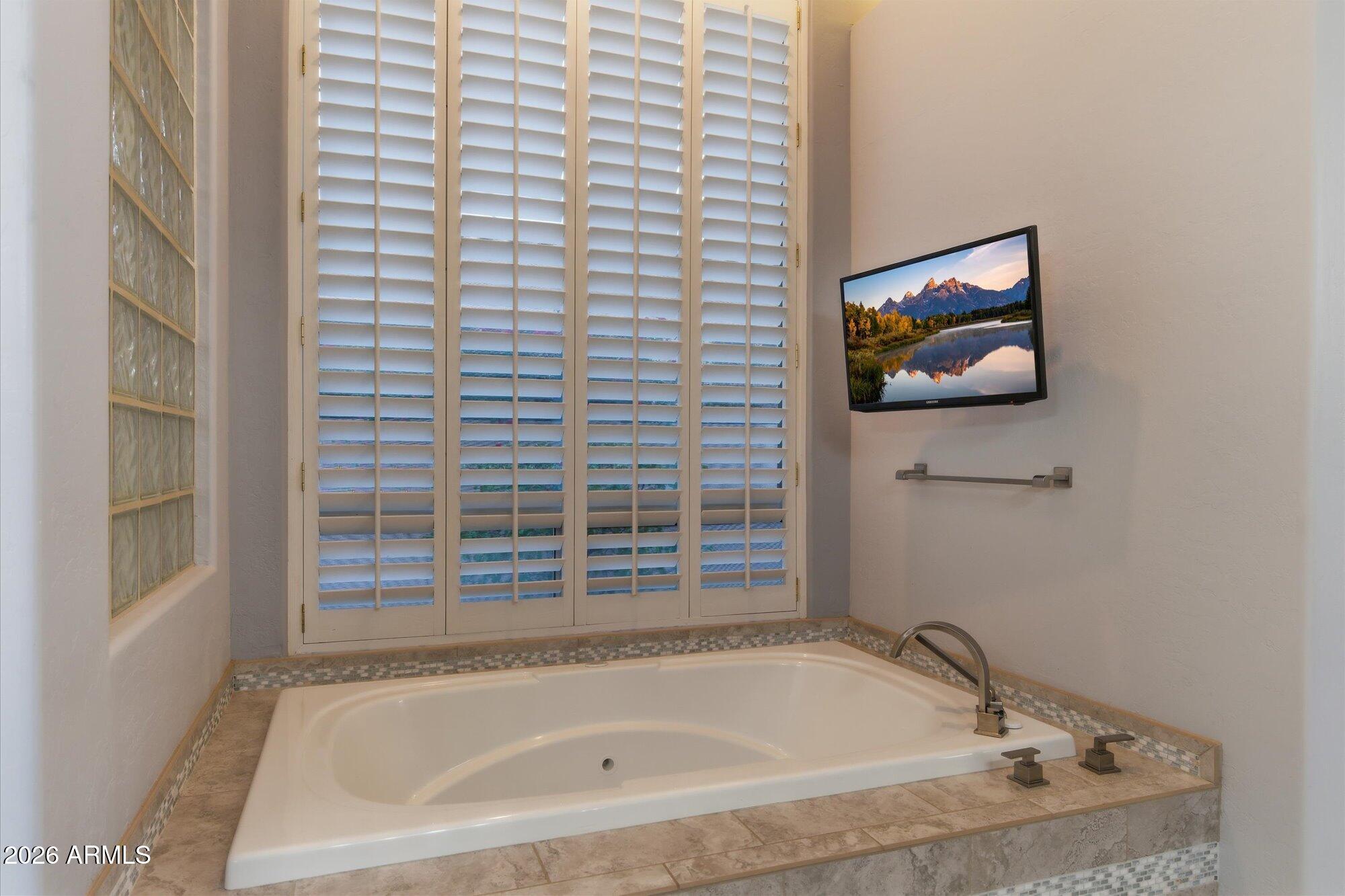 13526 E DEL TIMBRE Drive