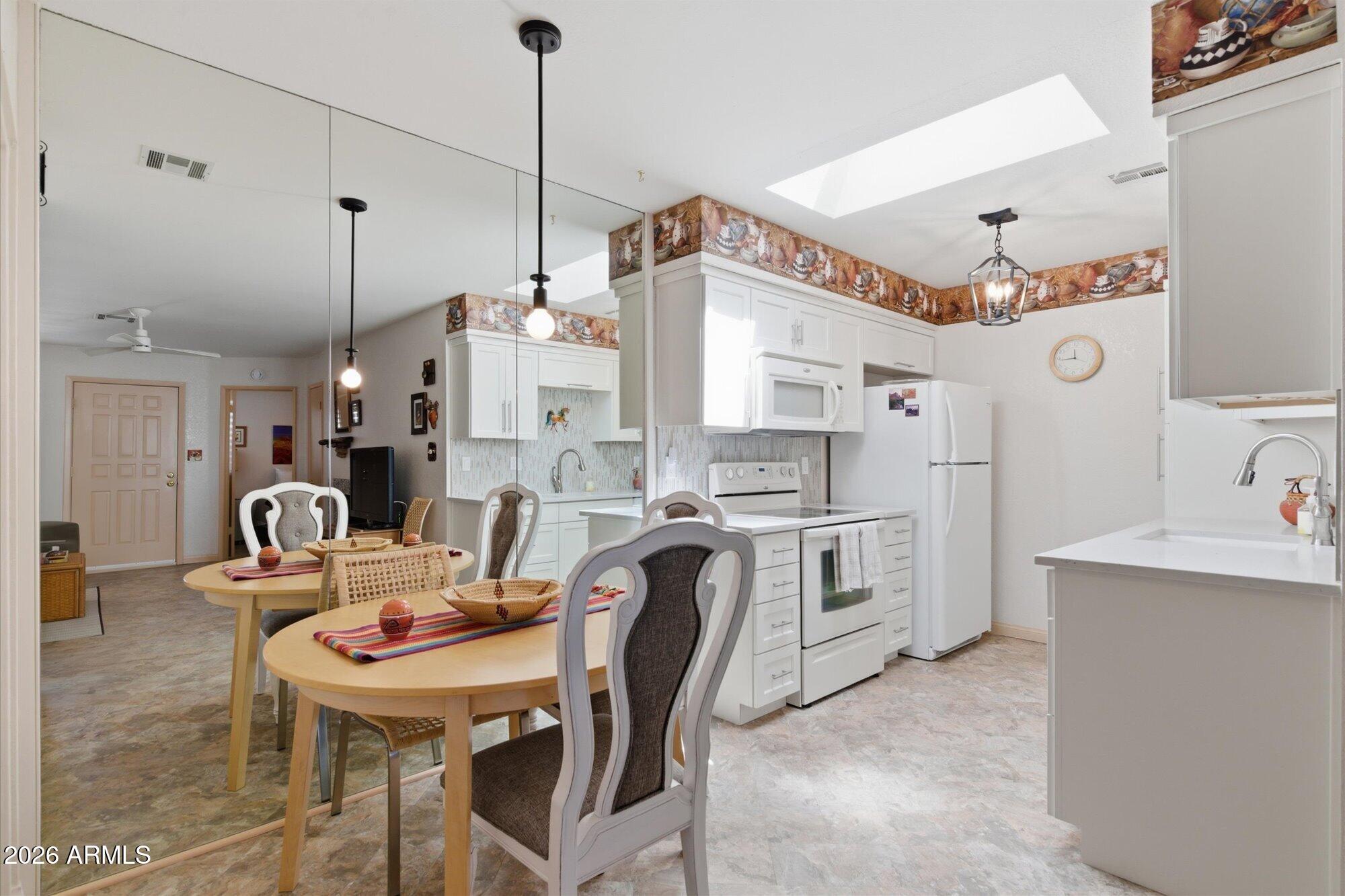 501 W TONOPAH Drive 6