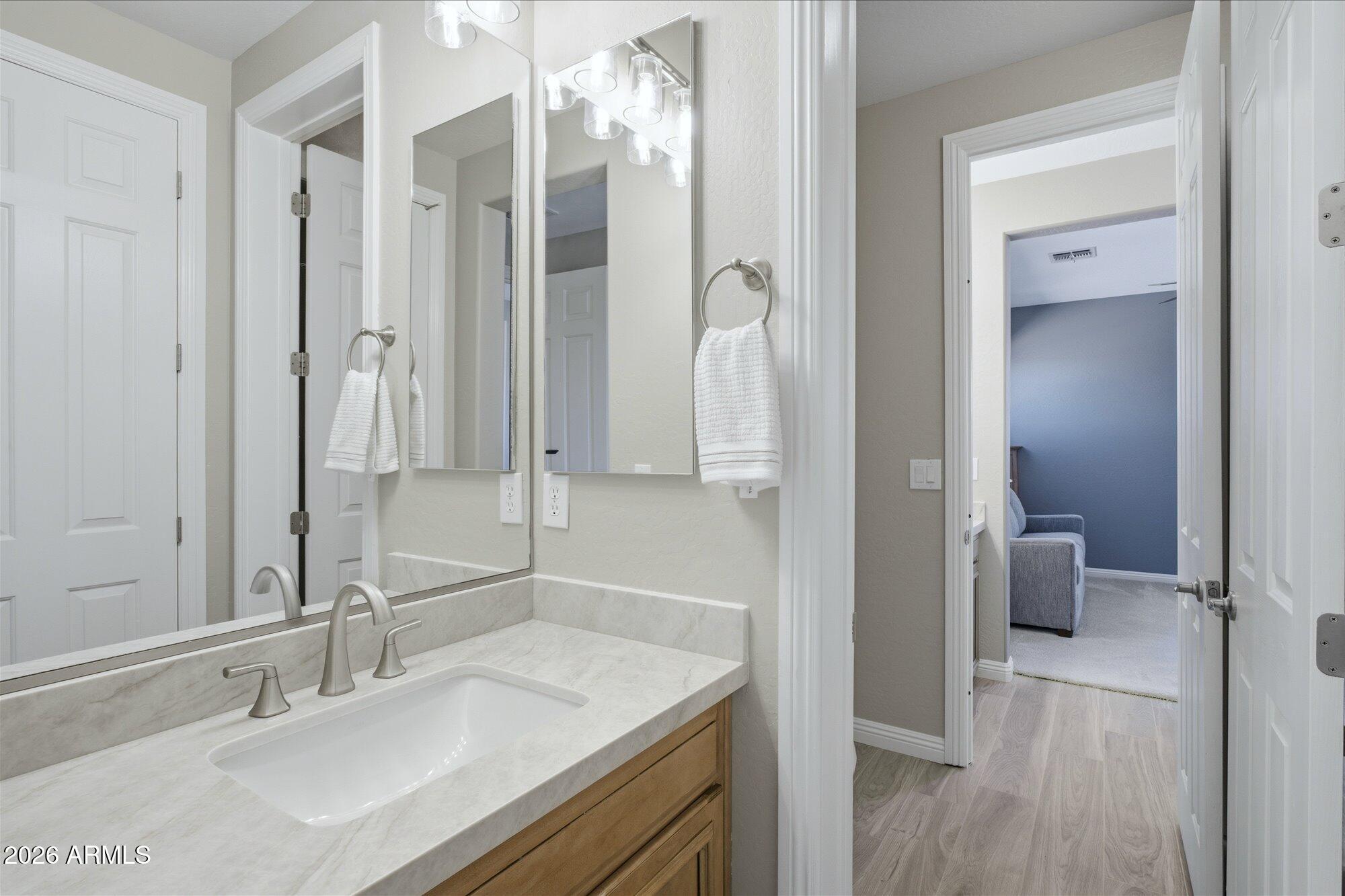 38521 N DONOVAN Court