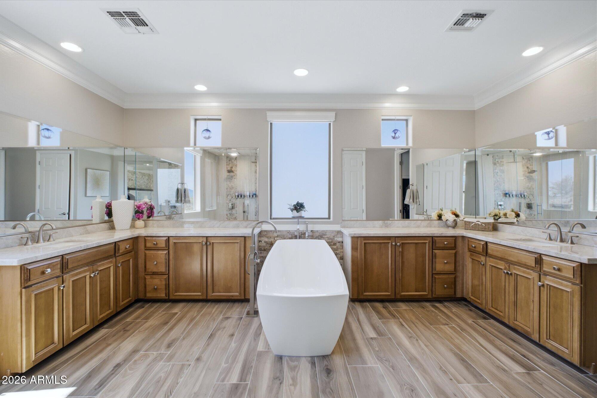 38521 N DONOVAN Court