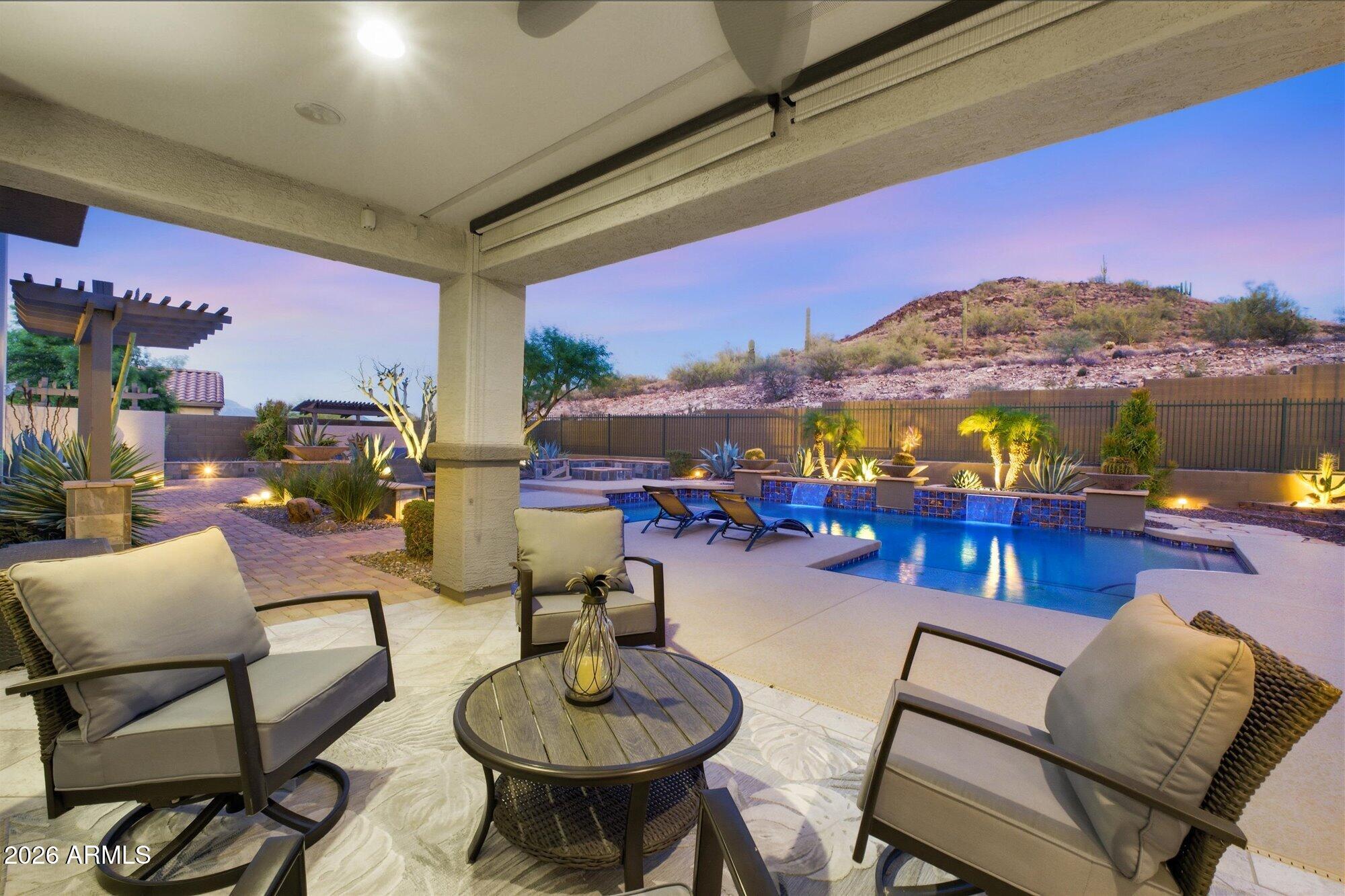 38521 N DONOVAN Court