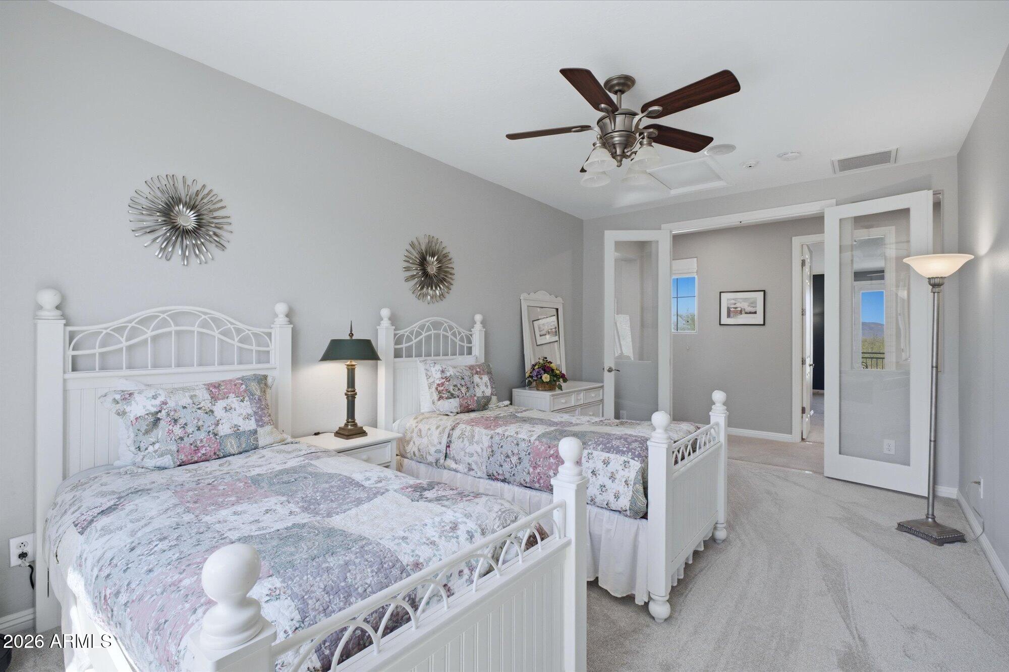 38521 N DONOVAN Court