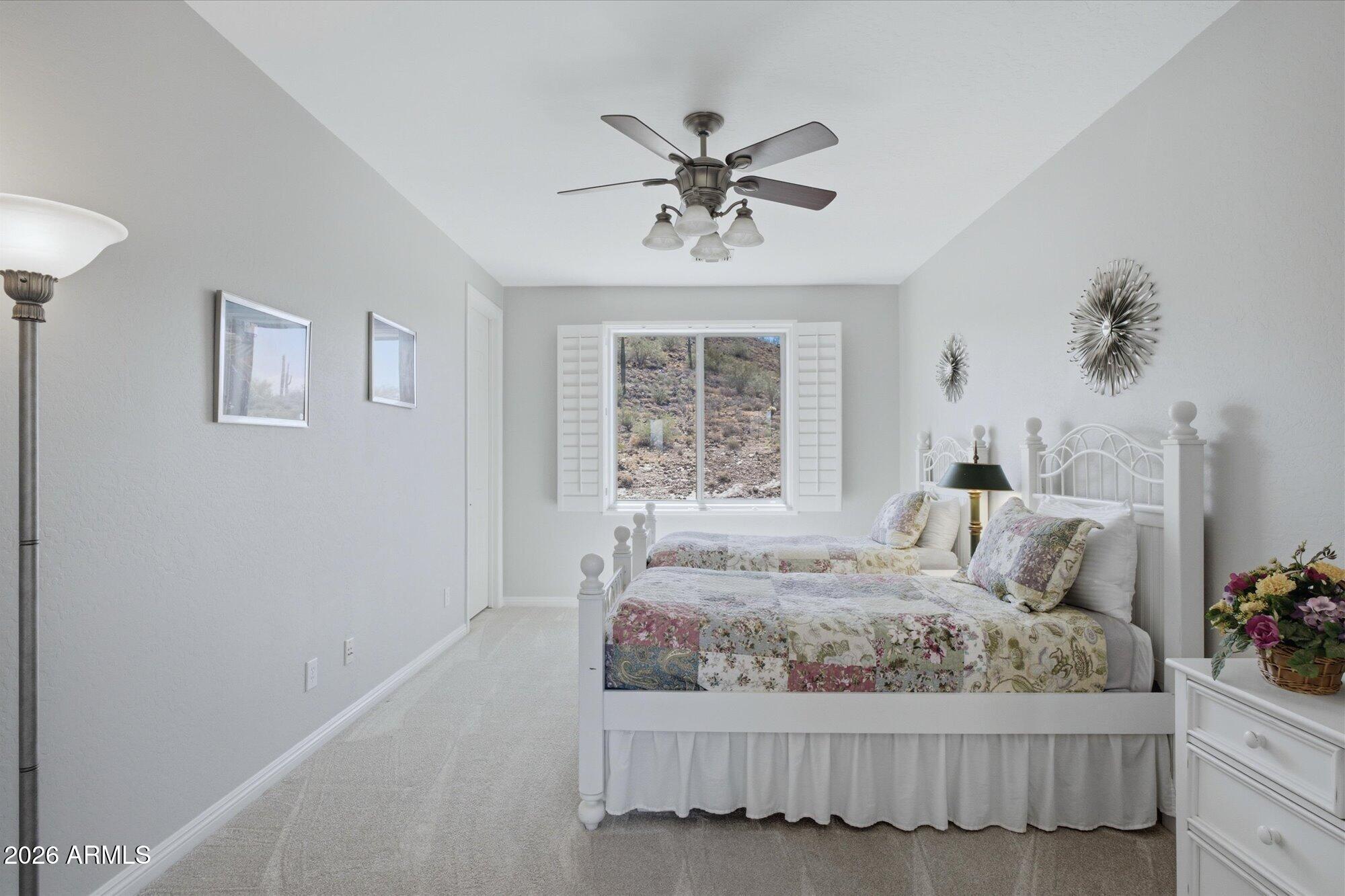 38521 N DONOVAN Court