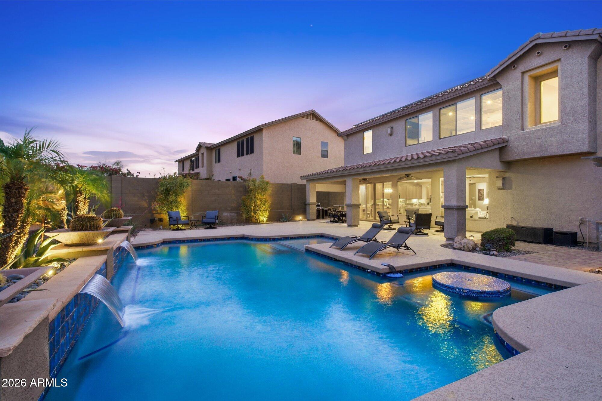 38521 N DONOVAN Court