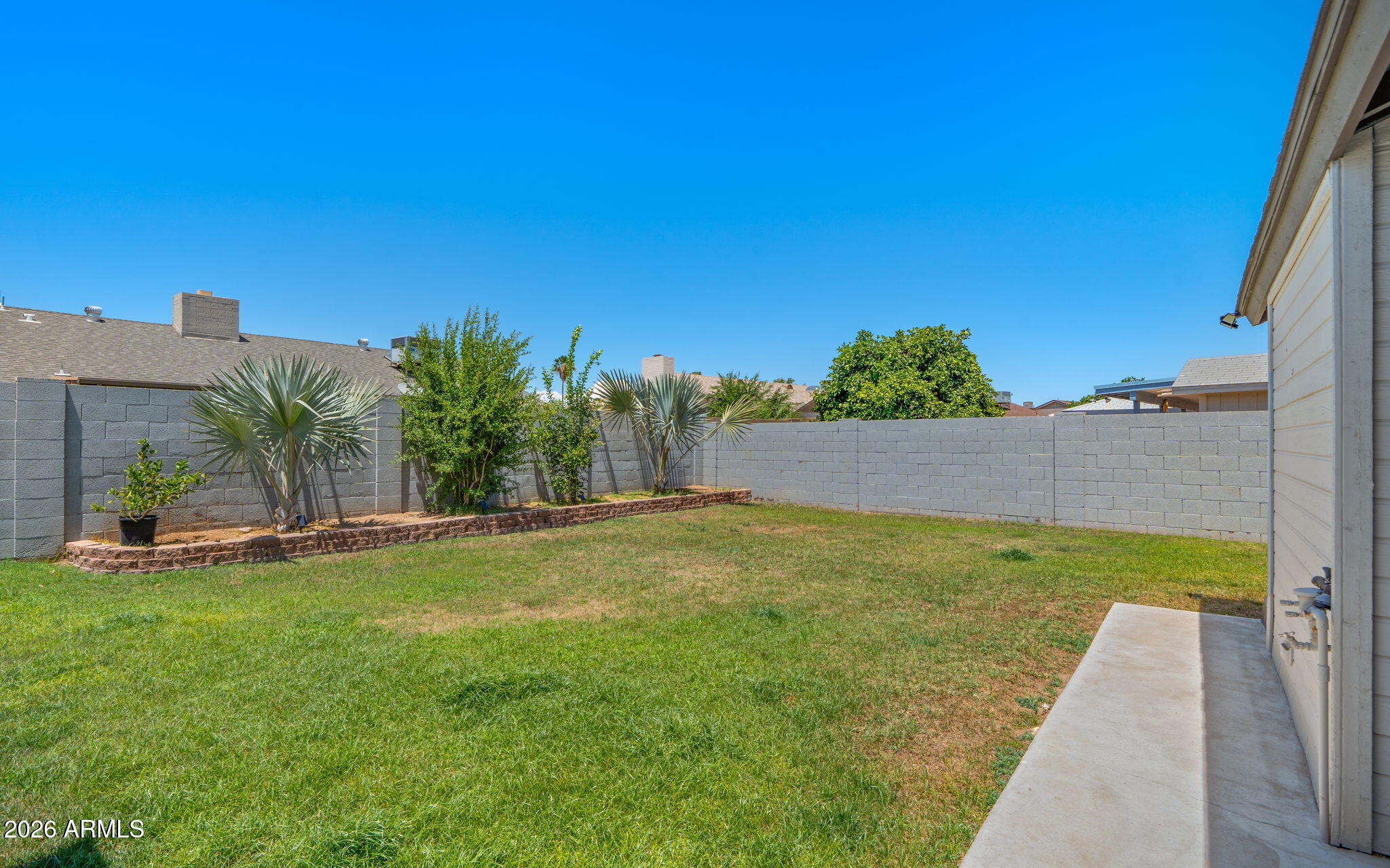 6120 W Shangri La Road