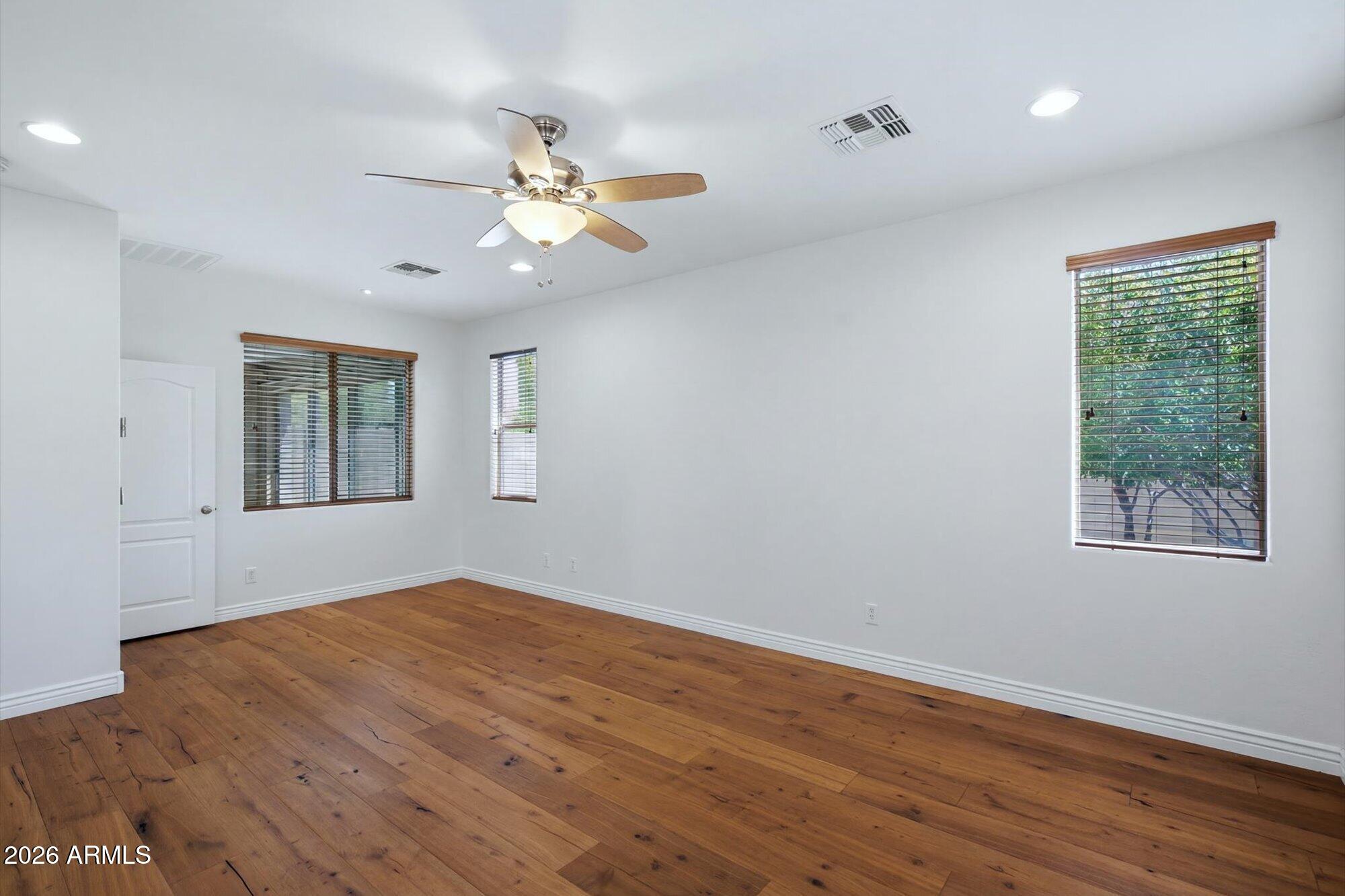 4247 E VISTA BONITA Drive