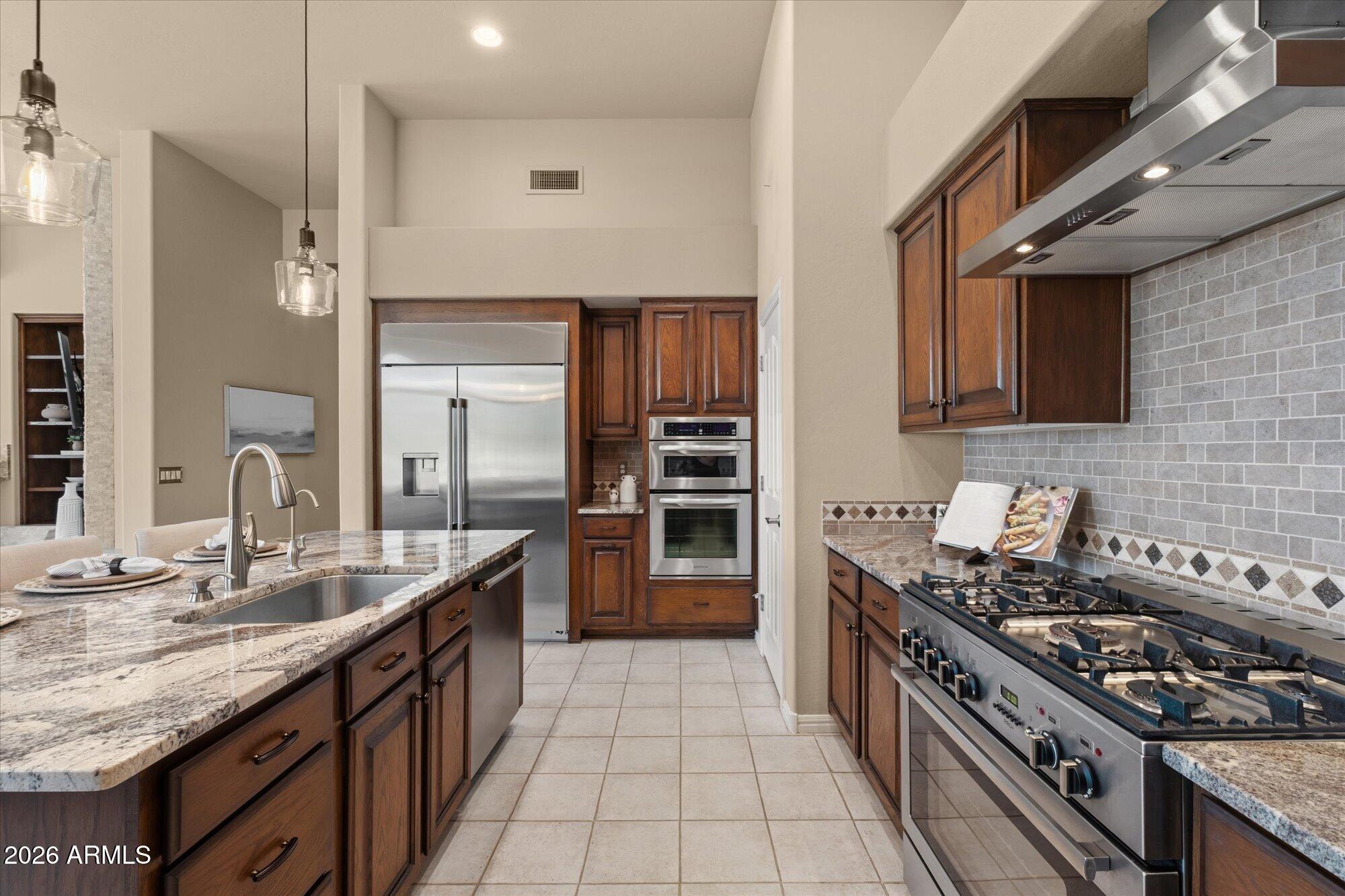 8445 E YEARLING Road