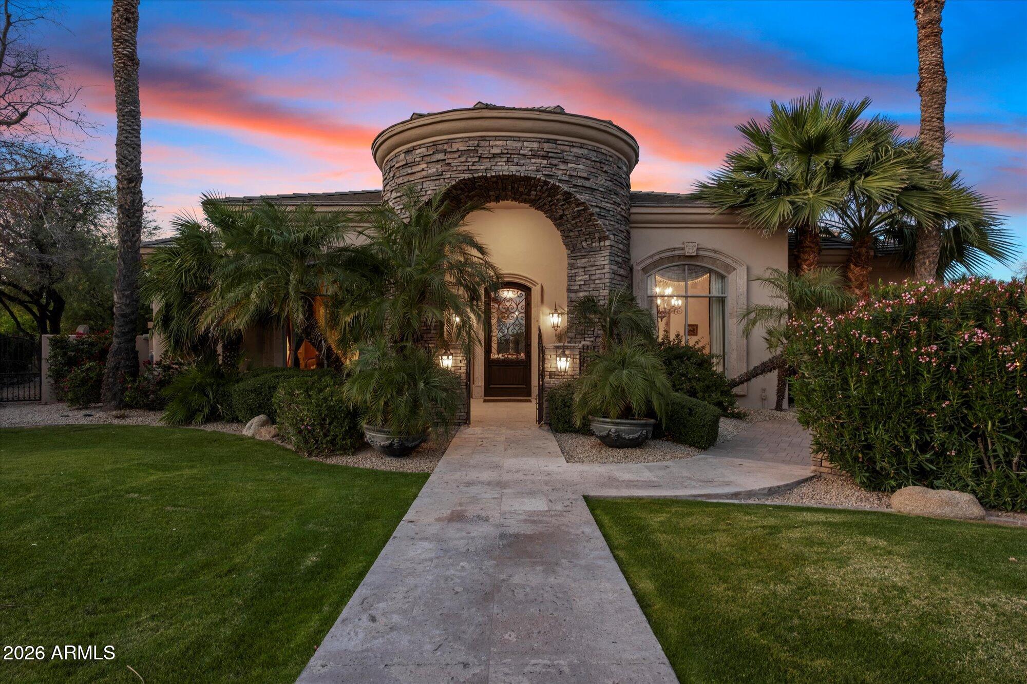 7008 N 68th Place Paradise Valley AZ