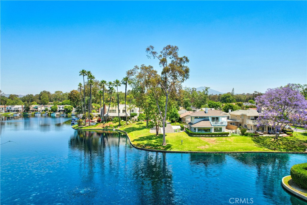24302 Lakeview Lane
