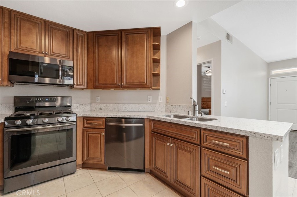 19431 E Rue De Valore 40A