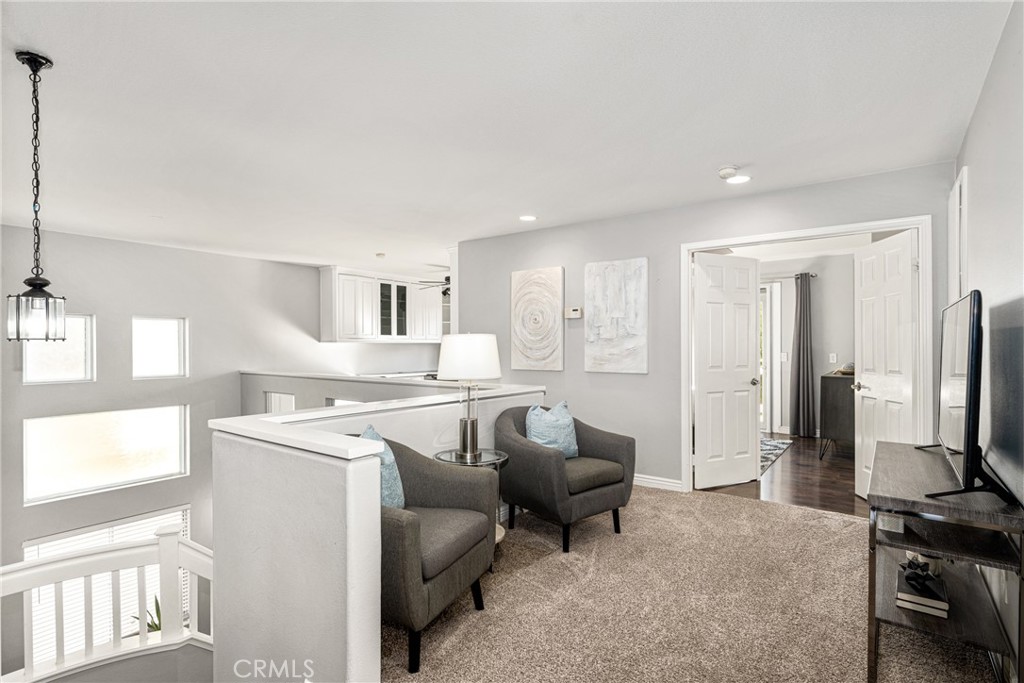 8 Cameron Circle