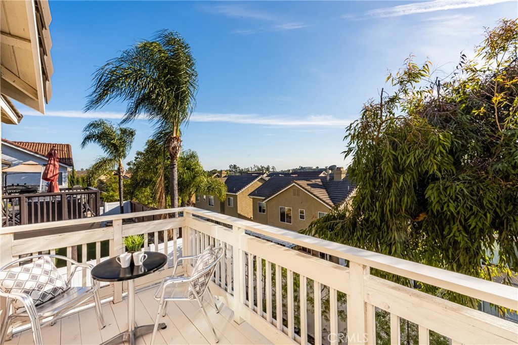 8 Cameron Circle