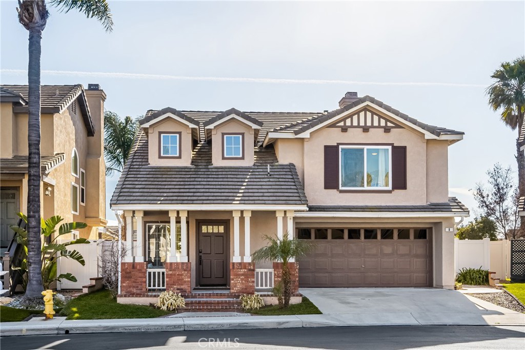8 Cameron Circle