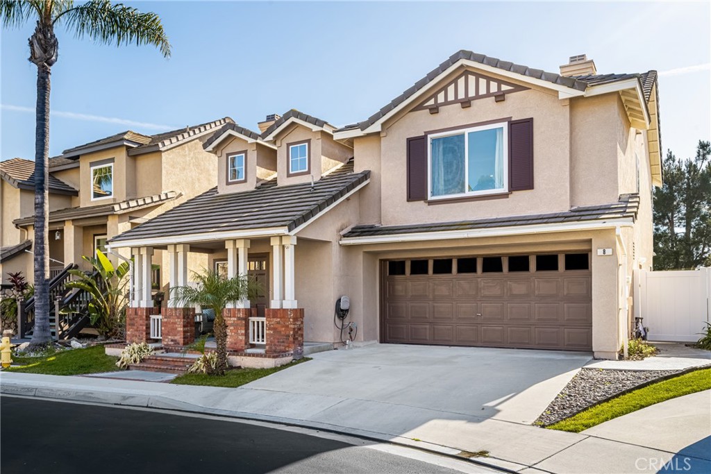 8 Cameron Circle