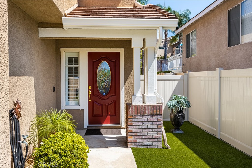 40 Lunette Avenue