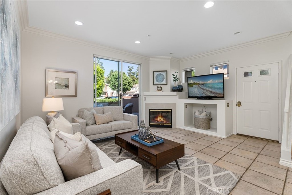 20 Anacapa Court