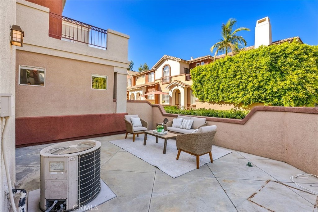 20 Anacapa Court