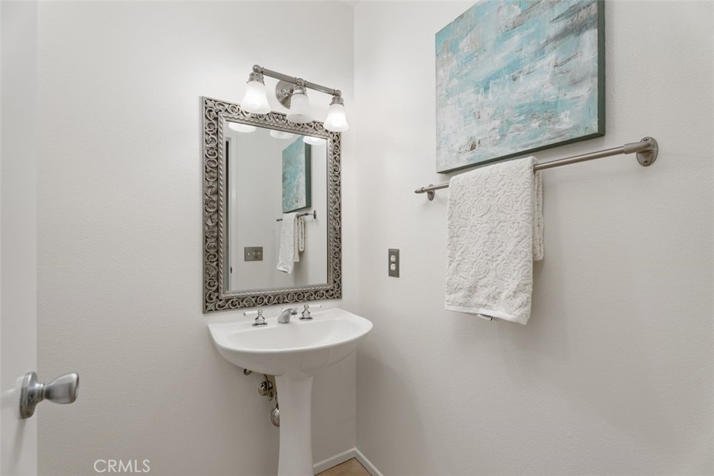 20 Anacapa Court