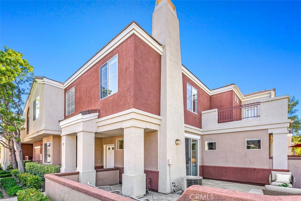 20 Anacapa Court