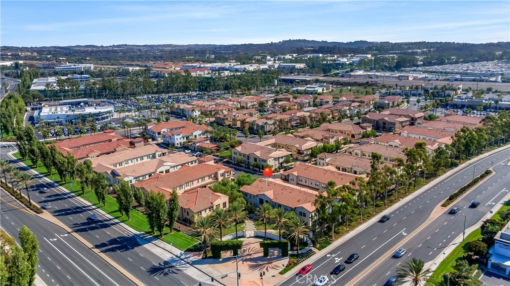 803 El Paseo