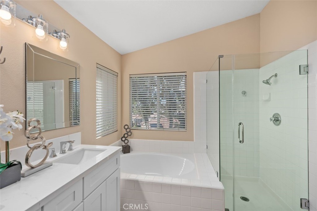 25 Lunette Avenue