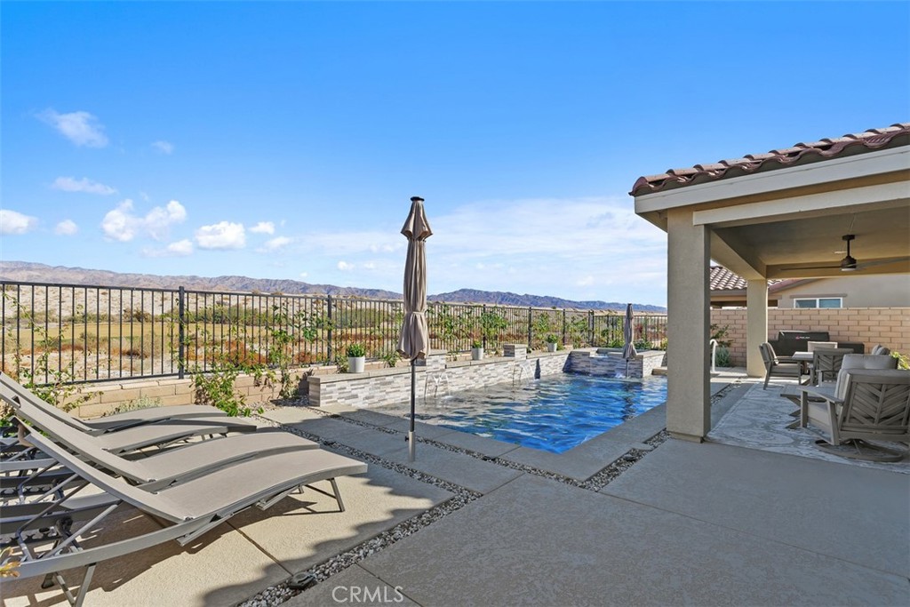 42916 Gordola Place
