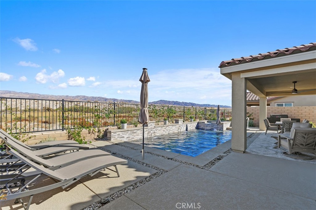 42916 Gordola Place