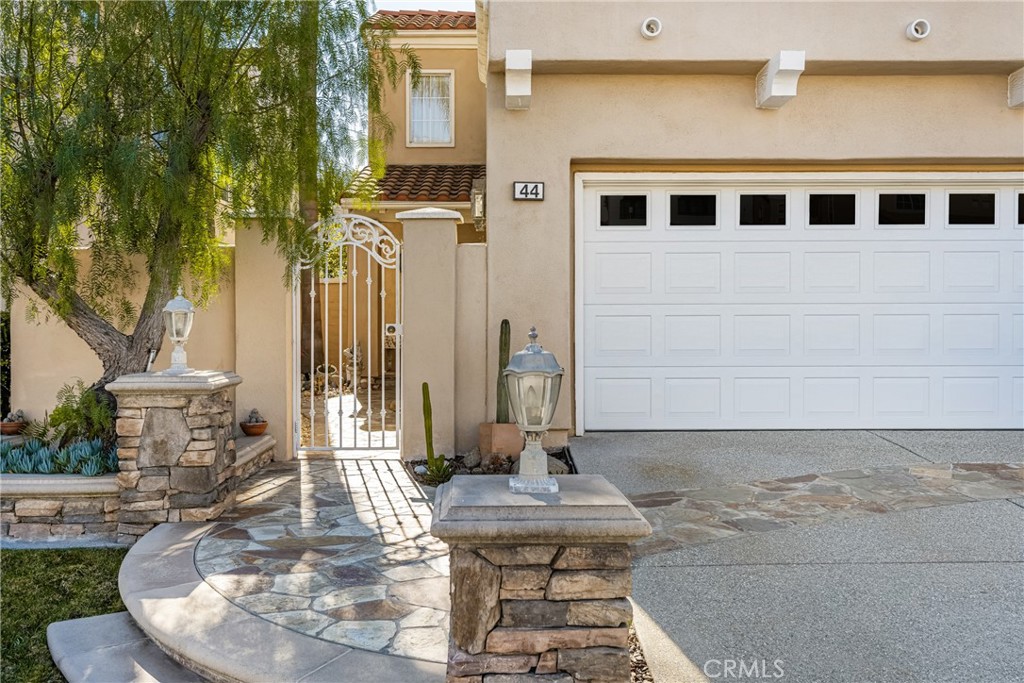 44 Bonita Vista