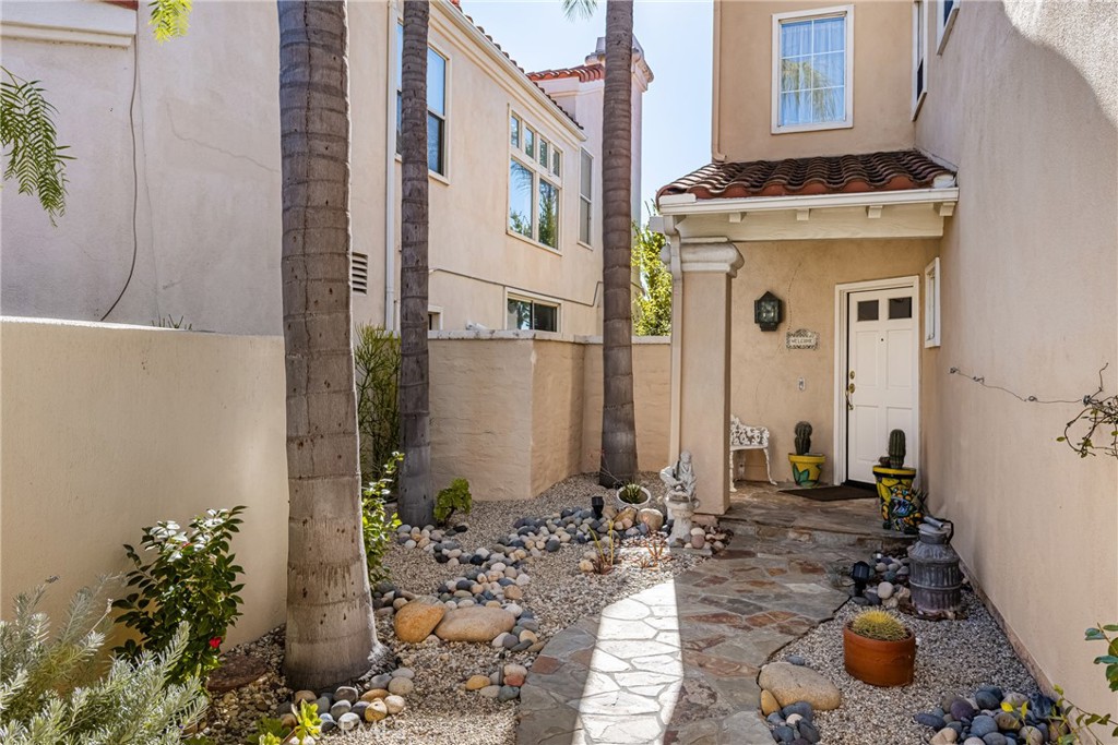 44 Bonita Vista
