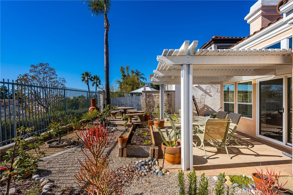 44 Bonita Vista