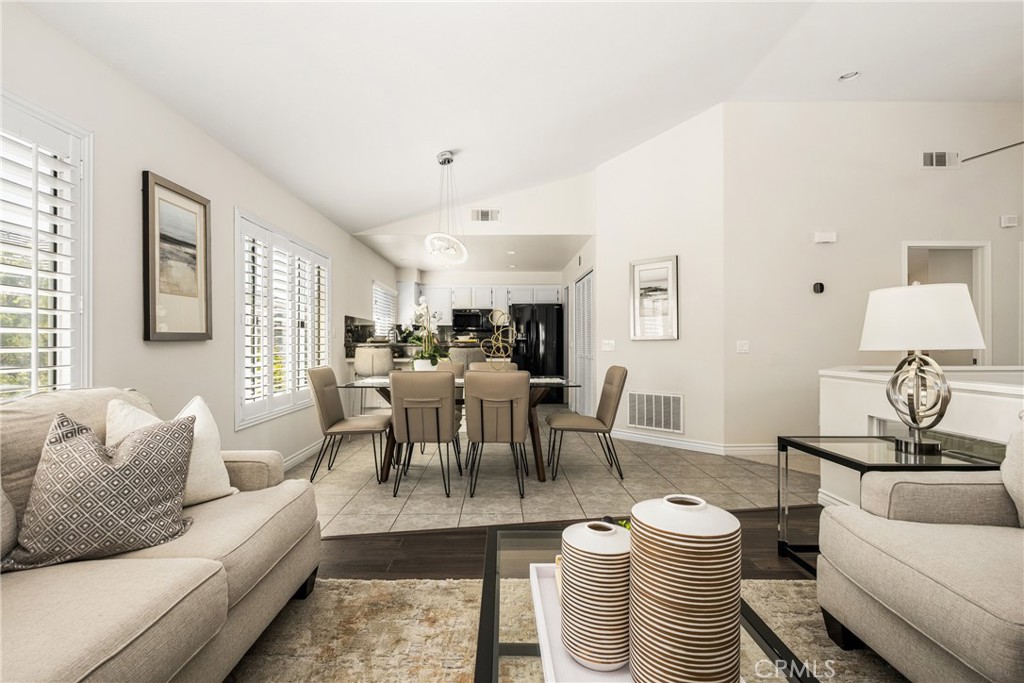 6 Kendall Place